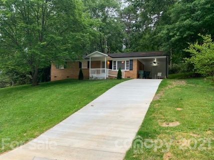 3211 Spring Valley Drive