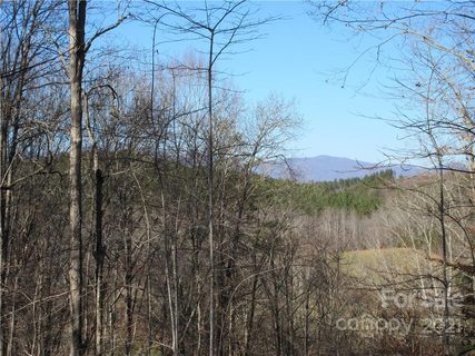 Lot 6 S Cross Creek Trail sold home in Mountain Laurel Estates, Mill Spring, NC