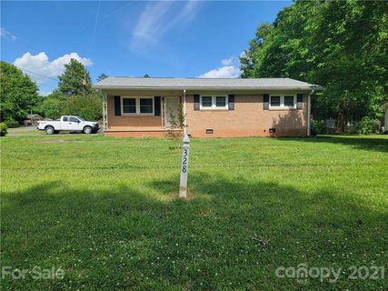 328 Queens Drive