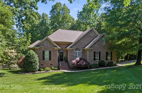 5720 Crown Hill Drive