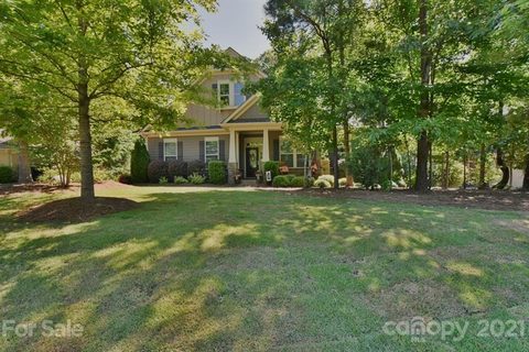 757 Fawns Glen Place sold home in Heron Cove, Clover, SC