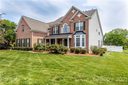 5100 Cinnamon Drive sold home in Matthews, SC