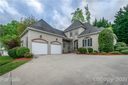 385 Mistletoe Trail sold home in Hendersonville, SC