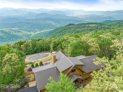 630 Flat Top Mountain Road sold home in Flat Top Mountain, Fairview, NC