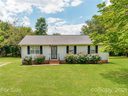 12207 New Bond Drive sold home in Huntersville, SC