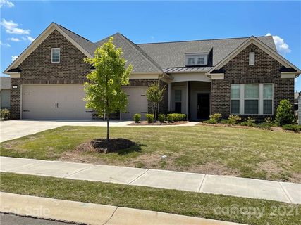 Previously sold for $605,000