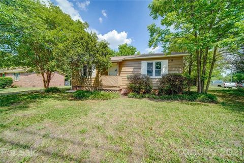 208 Cummings Street sold home in Parkland, Rock Hill, SC