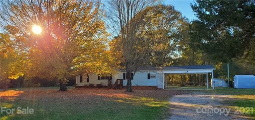 391 S Shiloh Road sold manufactured home in Eastview Estates, York, SC
