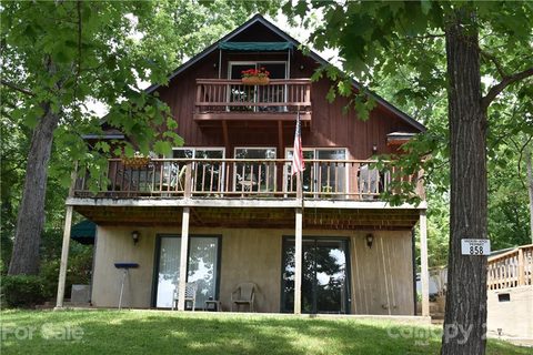 758 Shoreline Road