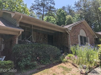 105 Phil Court