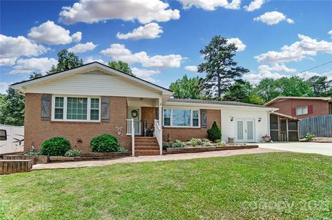 2227 Kenwood Drive sold home in Woodcrest, Kannapolis, NC