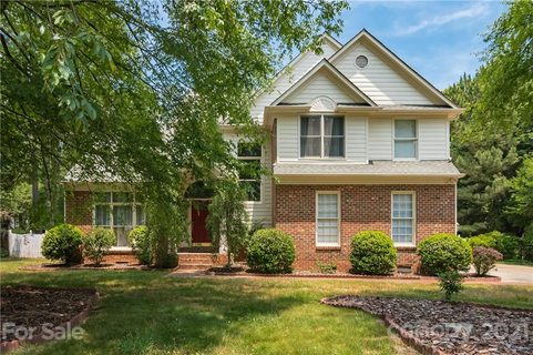 11803 Provincetowne Drive sold home in Williamsburg, Charlotte, NC