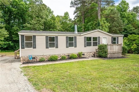 5128 Green Leaf Court sold manufactured home in Park Creek, Mount Holly, NC