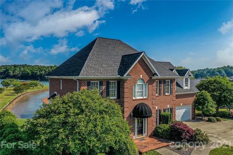 Previously sold for $645,000