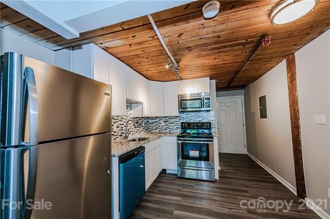 201 Hoskins Road 219