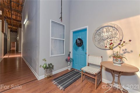 201 S Hoskins Road 314 sold home in Foxridge, Charlotte, NC