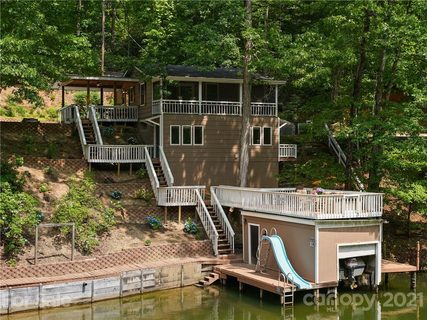 205 Lake Boulevard sold home in Lake View Estates, Lake Lure, NC