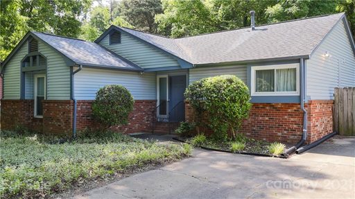 1216 Robinhood Circle sold home in Marlwood Acres, Charlotte, NC