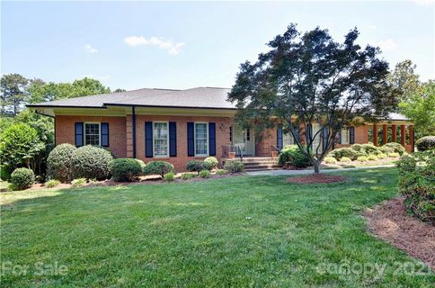 2624 Rolling Hills Drive
