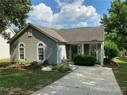 2960 Hawick Commons Drive