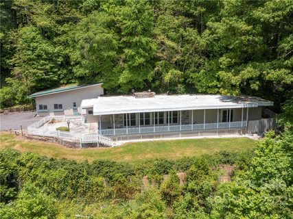 54 Rose Garden Lane
