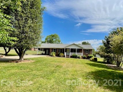 202 Joe Cloninger Road sold home in Pilots Ridge, Bessemer City, NC