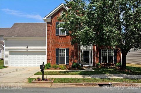 2005 Moonstone Lane
