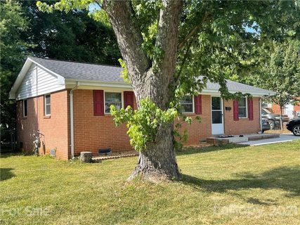 4331 Briarhill Drive sold home in Oak Forest, Charlotte, NC