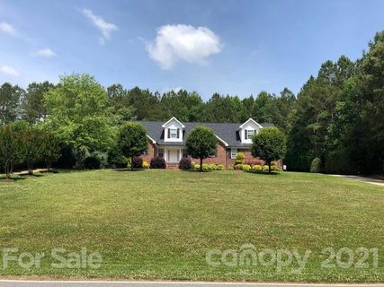 7650 Church Road sold home in Windsor Point, Taylorsville, NC
