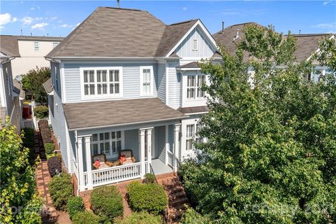 210 Lavender Bloom Loop