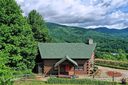 898 Acres View Drive sold home in Waynesville, SC