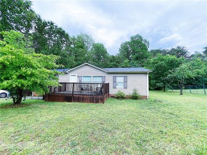 1233 Forest Ridge Road sold manufactured home in Forest Ridge, Bessemer City, NC