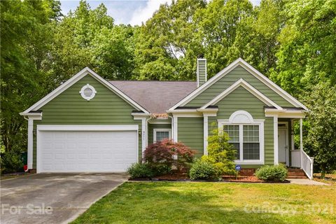 8611 Sam Dee Road sold home in Cambridge Commons, Charlotte, NC
