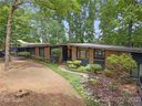 8600 Dogwood Drive sold home in Charlotte, SC
