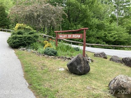 0 Mule Trail Drive sold lot in Valley Of Roan, Bakersville, NC