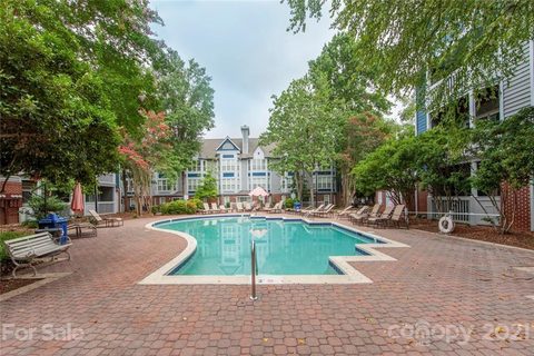 513 N Graham Street 3A
