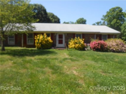 2118 Deepwood Place