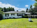 2100 Lowell Bethesda Road sold home in Gastonia, SC