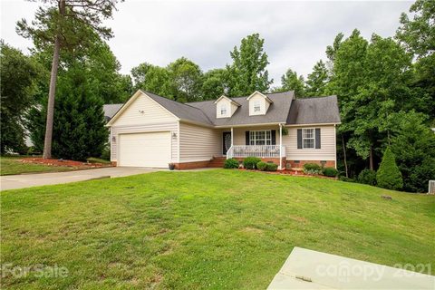 1073 Warpers Lane