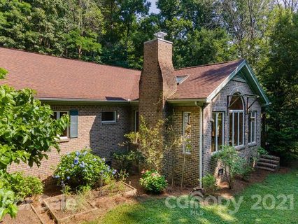 337 Chunns Cove Road sold home in Chunns Cove, Asheville, NC