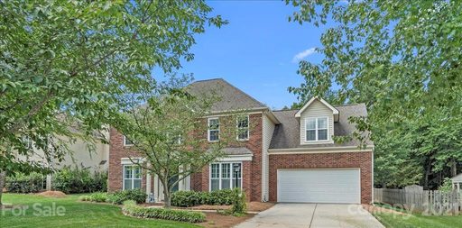 1720 Walnut Crest Lane