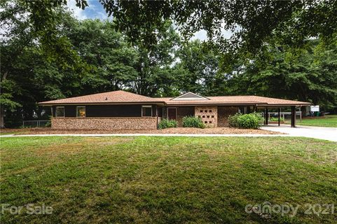 7101 Essington Drive