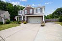 989 Autumn Glen Court sold home in Lake Wylie, SC