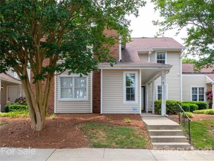 7821 Renaissance Court A sold condo in Renaissance Gardens, Charlotte, NC
