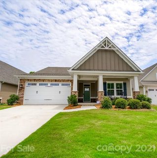 8308 Bretton Woods Drive sold home in Mint Hill Commons, Mint Hill, NC