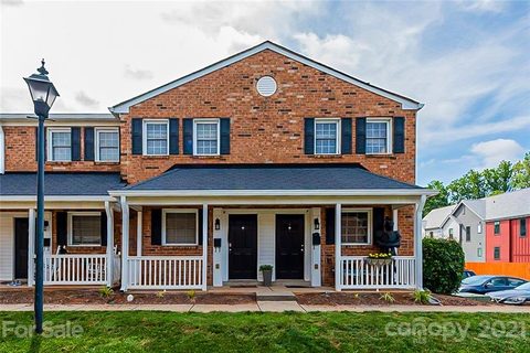 1344 Green Oaks Lane sold townhome in Williamsburg, Charlotte, NC