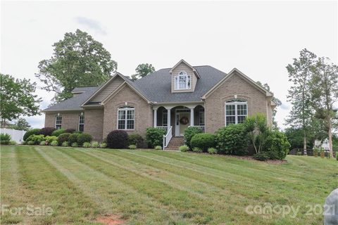 1088 Oakbluff Drive