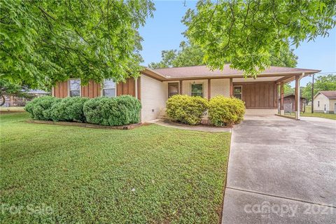 5661 Tuckaseegee Road sold home in The Colony, Kannapolis, NC