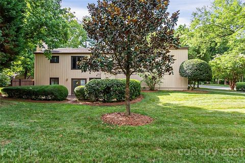 4001 Ivystone Court