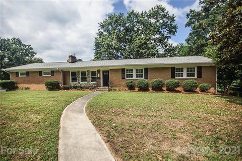 496 Crestside Drive